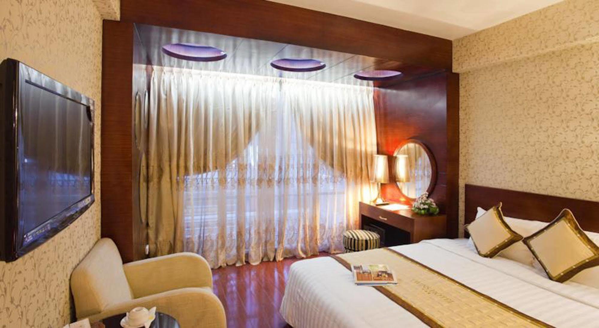 Millennium Hanoi Hotel Bagian luar foto